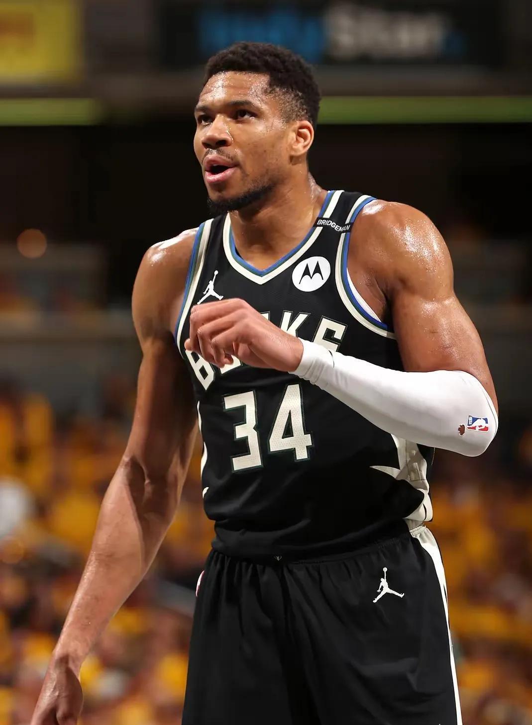 爱游戏-包含字母哥连续五场比赛得分超过精彩发挥，IG挑战极限！的词条